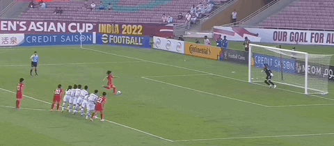 我们是亚洲冠军！恭喜国足！中国队3比2逆转战胜韩国！给男足看看休闲区蓝鸢梦想 - Www.slyday.coM