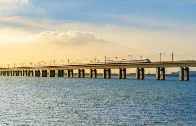 耗资540亿，中国造世界最长大桥，港珠澳的3倍，却很少有人知道休闲区蓝鸢梦想 - Www.slyday.coM