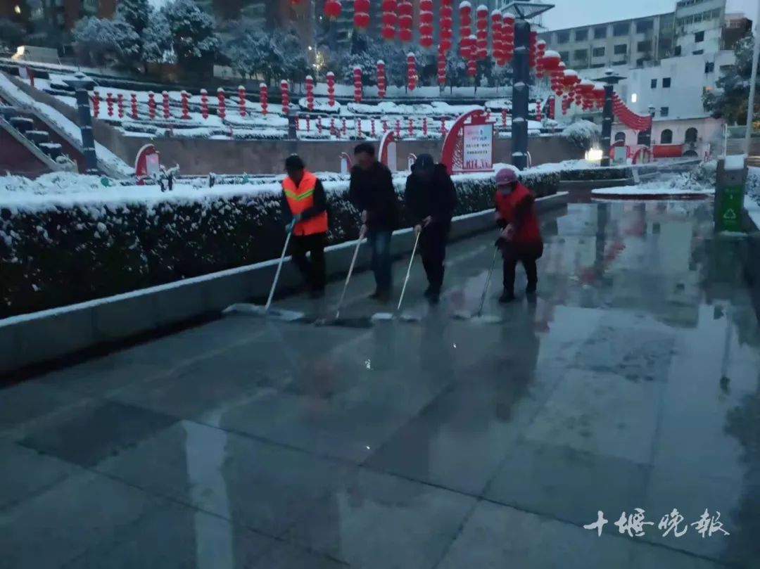 当你还在睡梦中，今天凌晨的十堰发生了什么休闲区蓝鸢梦想 - Www.slyday.coM