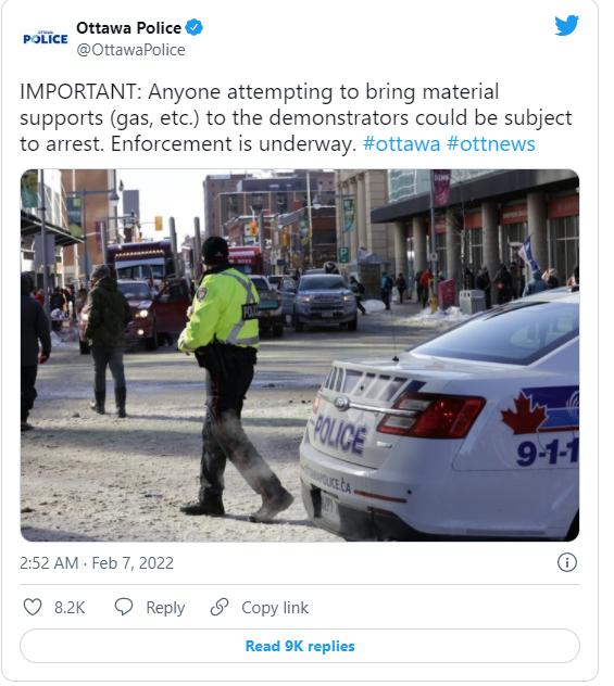 渥太华警方发布通告称，任何试图向示威者提供汽油等燃料的人可能被逮捕。图片来源：渥太华警方社交账户截图