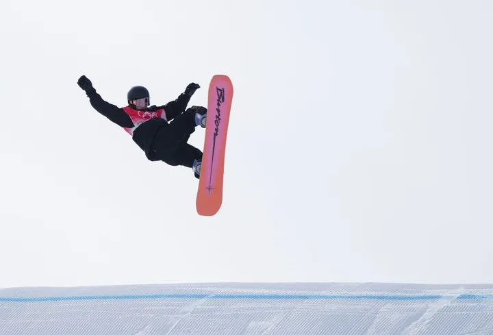 谷爱凌，明天决赛见！休闲区蓝鸢梦想 - Www.slyday.coM