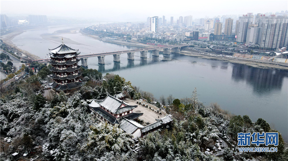 航拍安康新年第一场雪新华网陕西频道