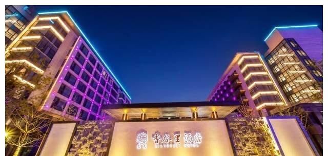 中国女足回国,入住豪华酒店!夺冠夜吃泡面庆祝,奖金超2300休闲区蓝鸢梦想 - Www.slyday.coM 中国女足回国,入住豪华酒店!夺冠夜吃泡面庆祝,奖金超2300休闲区蓝鸢梦想 - Www.slyday.coM