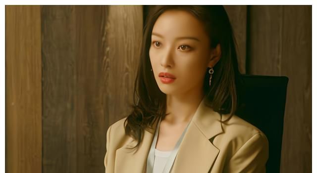 过年老公给我发1314红包，刚发圈炫耀，闺蜜一条评论让我结束休闲区蓝鸢梦想 - Www.slyday.coM