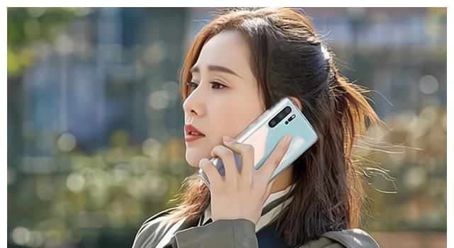 过年老公给我发1314红包，刚发圈炫耀，闺蜜一条评论让我结束休闲区蓝鸢梦想 - Www.slyday.coM