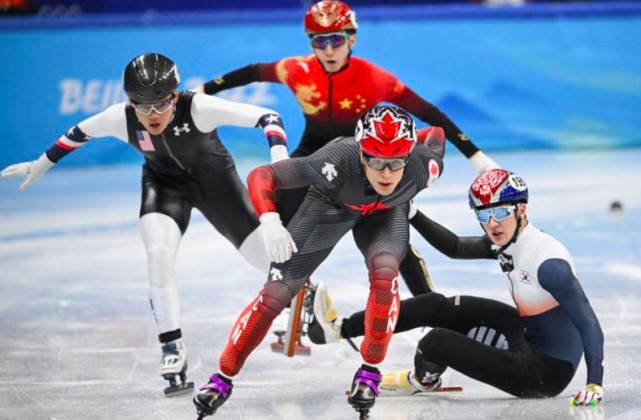 有喜有悲！冬奥会短道速滑：男子3人惊险晋级，范可新意外出局休闲区蓝鸢梦想 - Www.slyday.coM