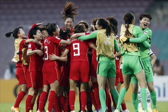 史诗级逆转！中国女足抢占热搜前八，韩媒：30年的梦破碎休闲区蓝鸢梦想 - Www.slyday.coM