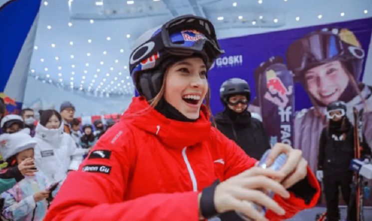 “青蛙公主”谷爱凌，创历史摘下金牌，父母真实身份大有来头休闲区蓝鸢梦想 - Www.slyday.coM