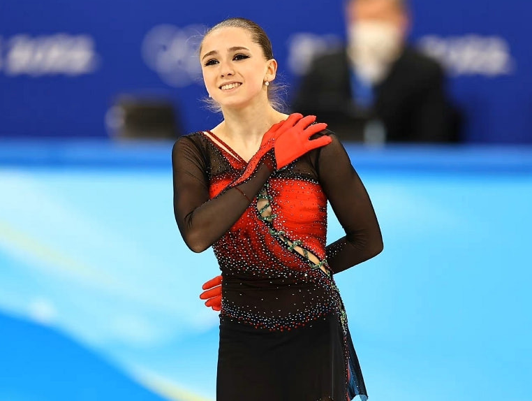 净胜30分！花滑新女神夺冠，15岁美少女成冬奥会新宠，大爱冰墩墩休闲区蓝鸢梦想 - Www.slyday.coM