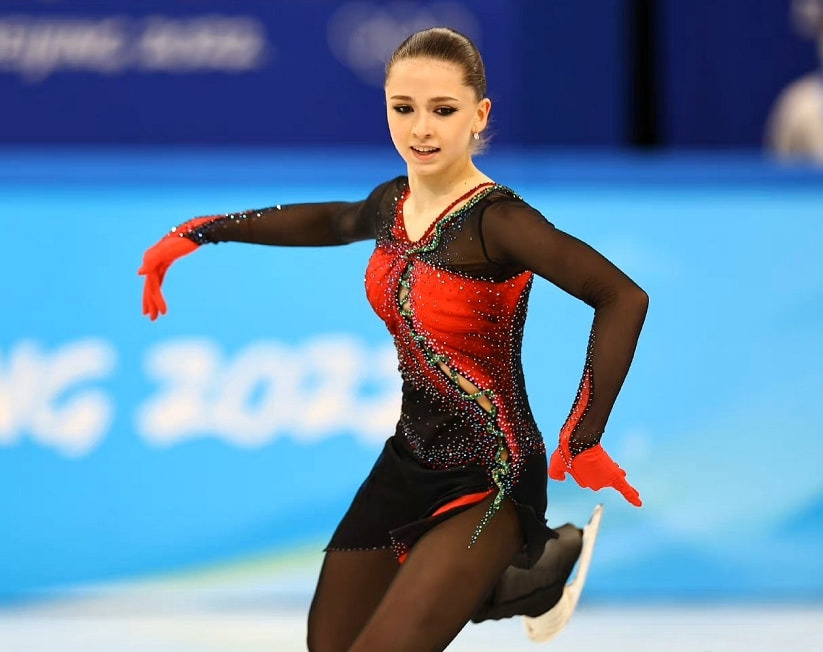 净胜30分！花滑新女神夺冠，15岁美少女成冬奥会新宠，大爱冰墩墩休闲区蓝鸢梦想 - Www.slyday.coM