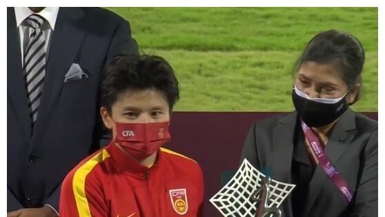 中国女足回国,入住豪华酒店!夺冠夜吃泡面庆祝,奖金超2300休闲区蓝鸢梦想 - Www.slyday.coM 中国女足回国,入住豪华酒店!夺冠夜吃泡面庆祝,奖金超2300休闲区蓝鸢梦想 - Www.slyday.coM