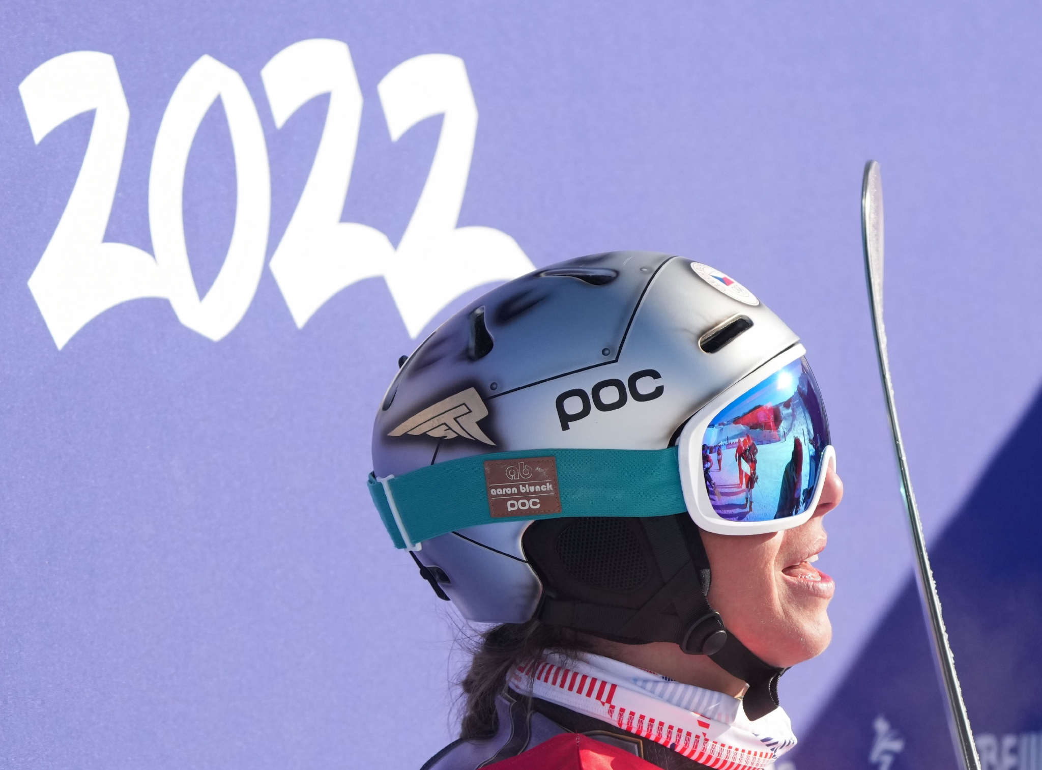 单板滑雪女子平行大回转决赛捷克选手夺冠