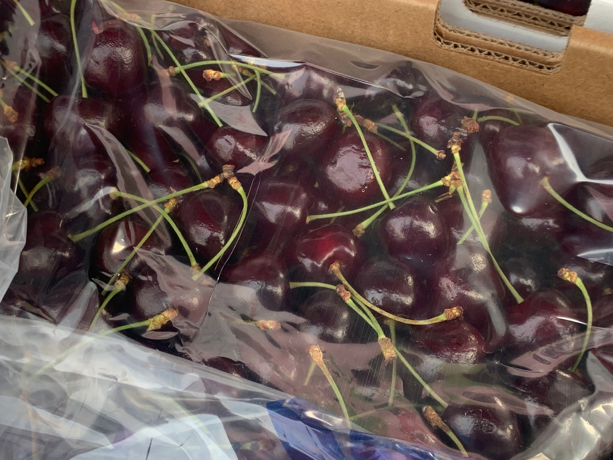 节后成都车厘子降价顶配版劳斯莱斯批发价每斤约58元便宜近三成