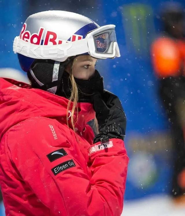 原来刚刚夺冠的谷爱凌，昨夜还在怼美媒啊休闲区蓝鸢梦想 - Www.slyday.coM