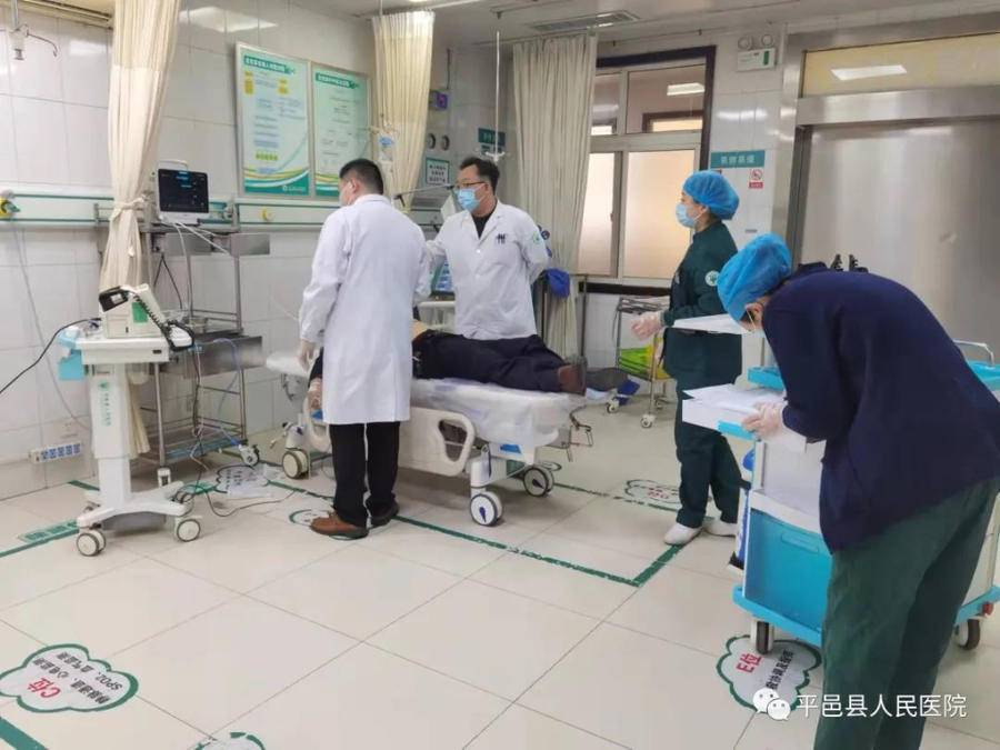 平邑县人民医院:春节坚守岗位,诠释最美"敬业福"|家庭_新浪新闻