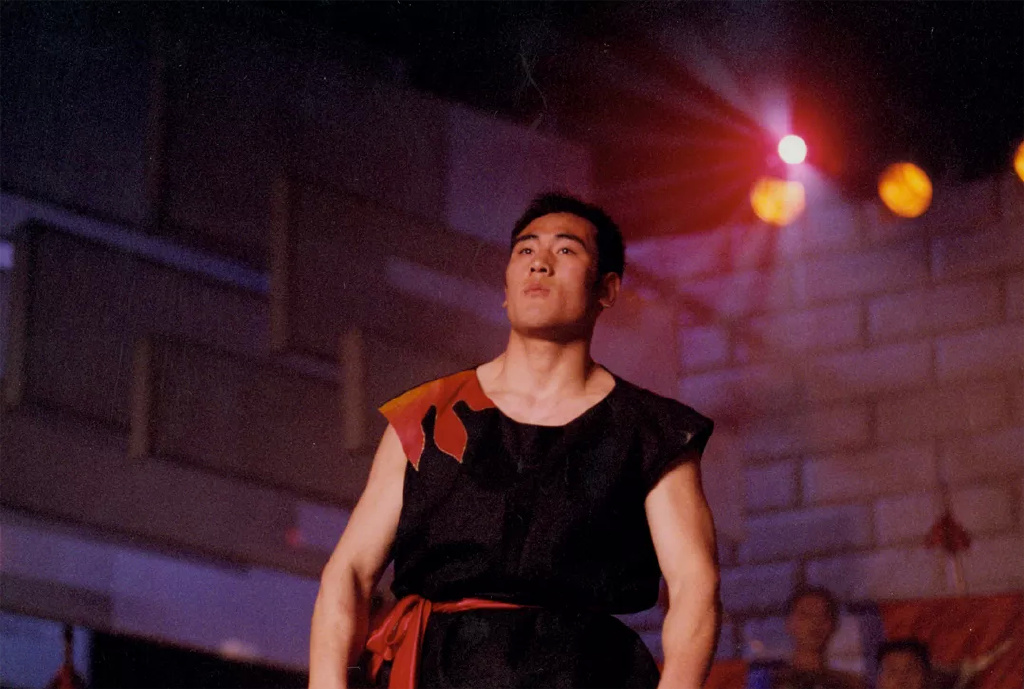 人物|距离最终王者仅3毫米,一副护齿击倒中国铁拳王|苑玉宝|乔小军