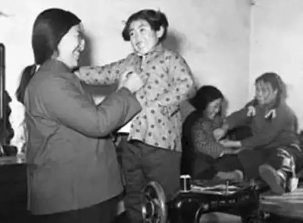 断崖式降温＋下雪！北京周末开启颤抖模式！休闲区蓝鸢梦想 - Www.slyday.coM