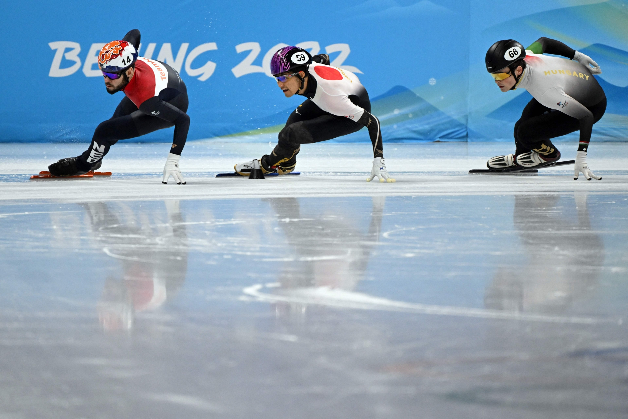 短道速滑连破奥运纪录，央视解说：我们冰面质量很好休闲区蓝鸢梦想 - Www.slyday.coM
