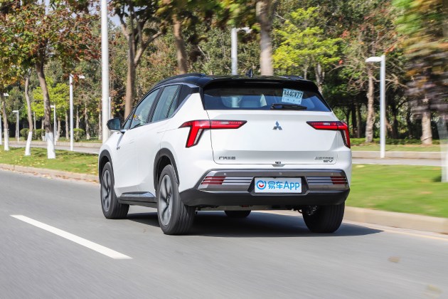 舒适好开/纯电续航520km 抢先试驾广汽三菱阿图柯-新浪汽车