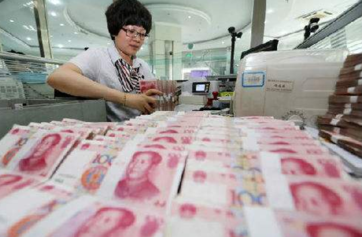 下月起，个人存取现金5万元以上要登记，啥信号？休闲区蓝鸢梦想 - Www.slyday.coM