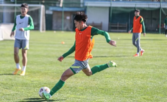 集合啦！北京国安开启昆明冬训 谢指导给球员们提要求了休闲区蓝鸢梦想 - Www.slyday.coM