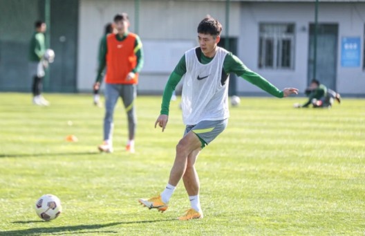 集合啦！北京国安开启昆明冬训 谢指导给球员们提要求了休闲区蓝鸢梦想 - Www.slyday.coM