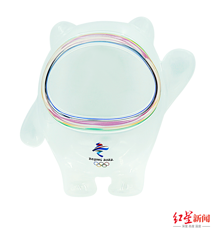 冰墩墩售罄，何时才能“一户一墩”？有外壳厂家称已接订单近40万休闲区蓝鸢梦想 - Www.slyday.coM