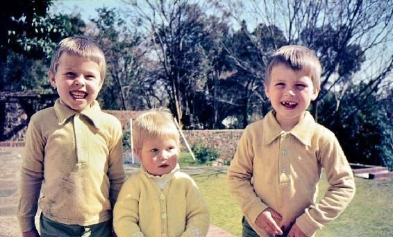 马斯克的“邪恶”父亲:72岁和30岁继女生了儿子,前妻帮忙带娃休闲区蓝鸢梦想 - Www.slyday.coM 马斯克的“邪恶”父亲:72岁和30岁继女生了儿子,前妻帮忙带娃休闲区蓝鸢梦想 - Www.slyday.coM