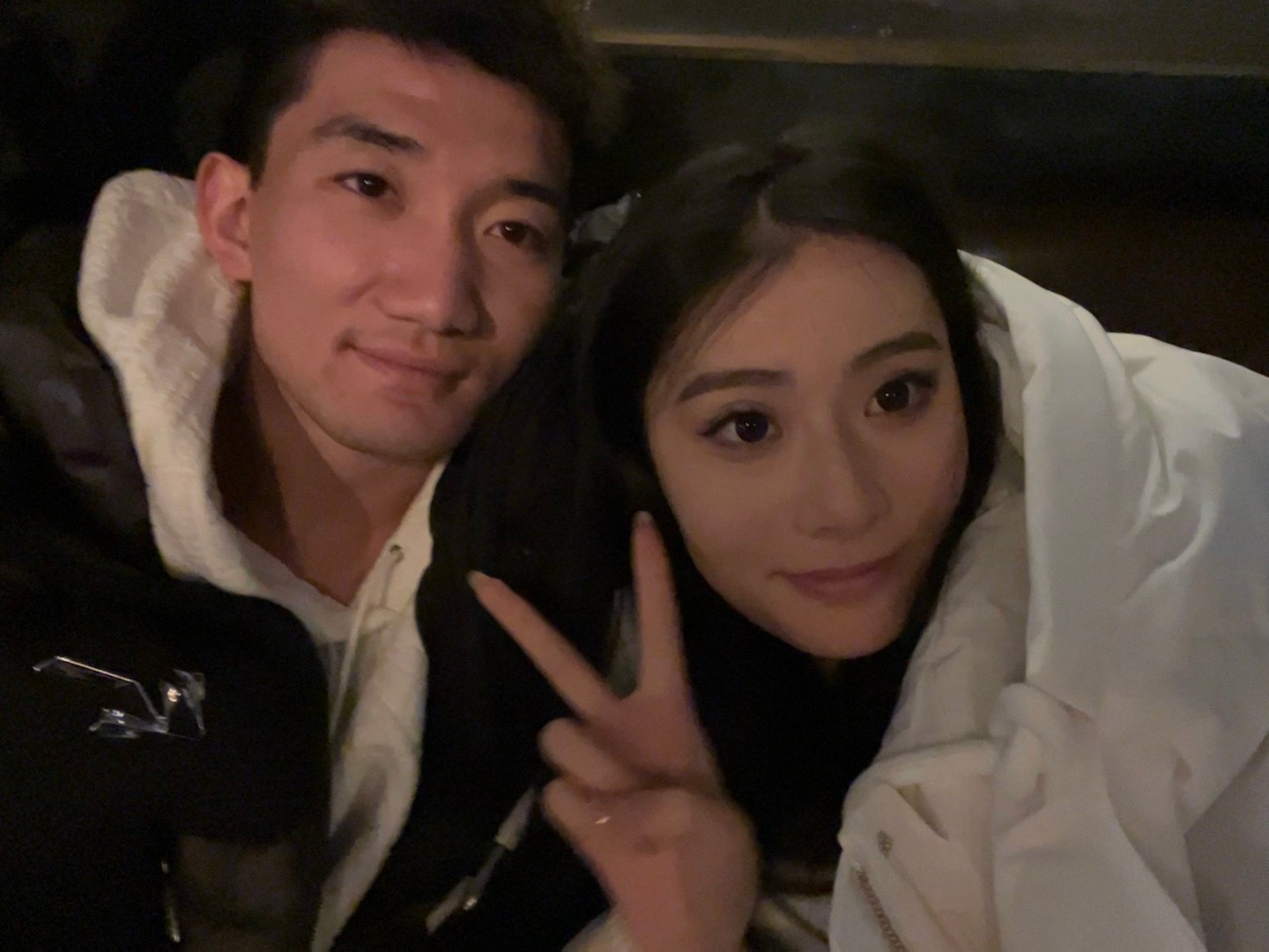 孙铭徽女友曝光被传媒校花环球小姐公开表白我永远爱他