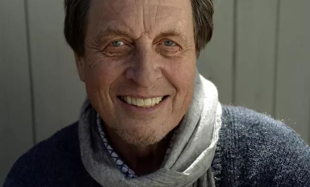 马斯克的“邪恶”父亲:72岁和30岁继女生了儿子,前妻帮忙带娃休闲区蓝鸢梦想 - Www.slyday.coM 马斯克的“邪恶”父亲:72岁和30岁继女生了儿子,前妻帮忙带娃休闲区蓝鸢梦想 - Www.slyday.coM