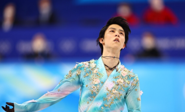 羽生结弦男单第四！赛后深深鞠躬+触碰冰面引泪目，回应4A展精神休闲区蓝鸢梦想 - Www.slyday.coM