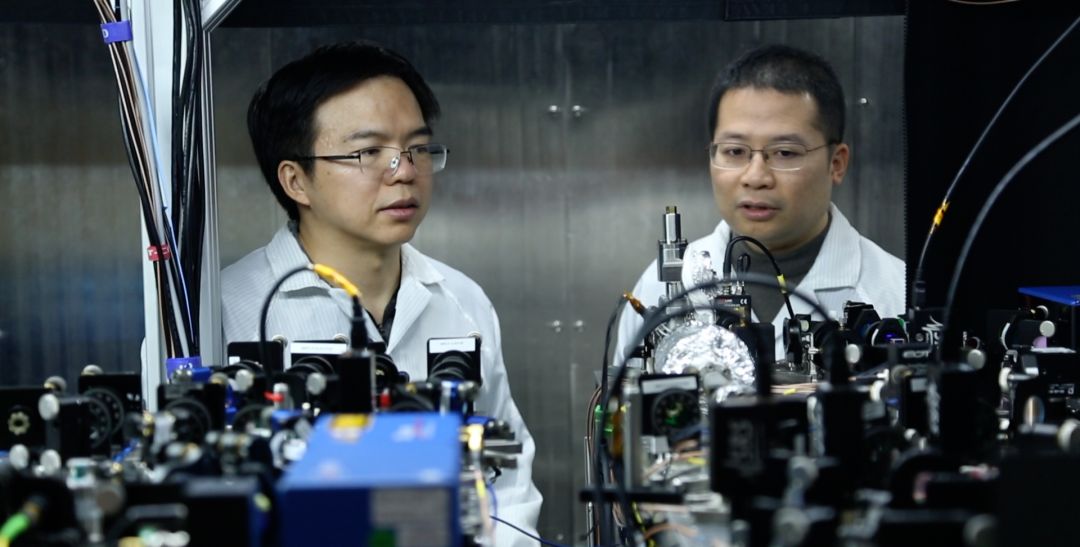 潘建伟团队首次测到费米超流第二声衰减率量子模拟获重大突破