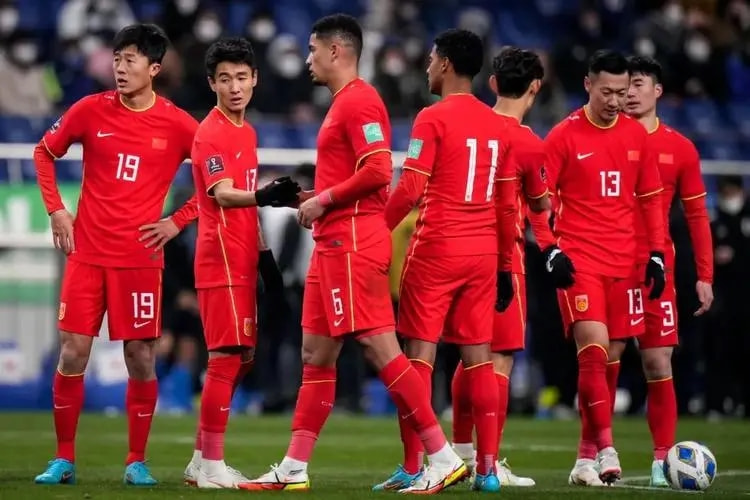 有人说如果男足奖罚分明,估计早就拿冠军了,你怎么看?休闲区蓝鸢梦想 - Www.slyday.coM 有人说如果男足奖罚分明,估计早就拿冠军了,你怎么看?休闲区蓝鸢梦想 - Www.slyday.coM