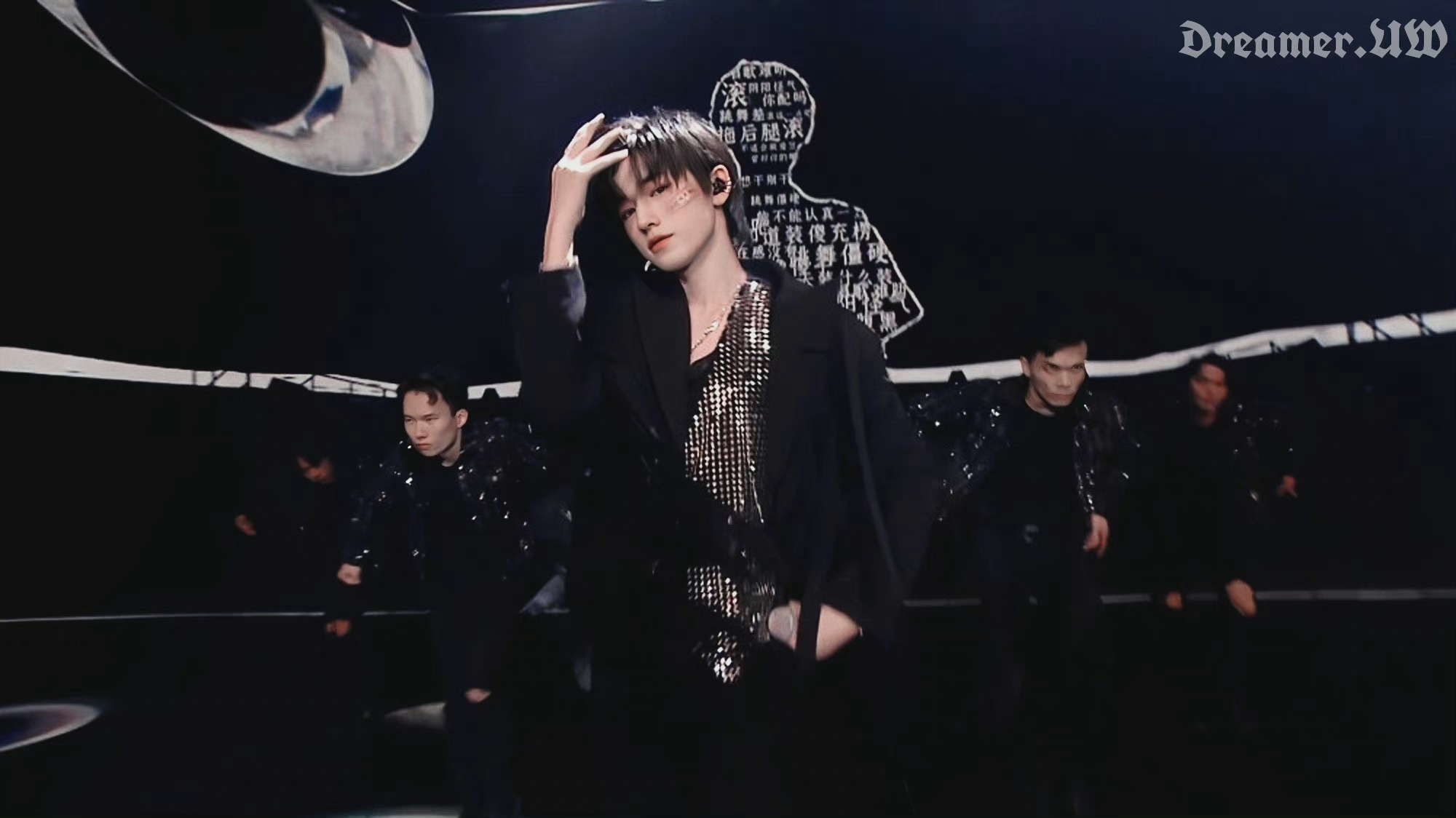 宋亚轩给我一个吻舞台播放量正式破600万