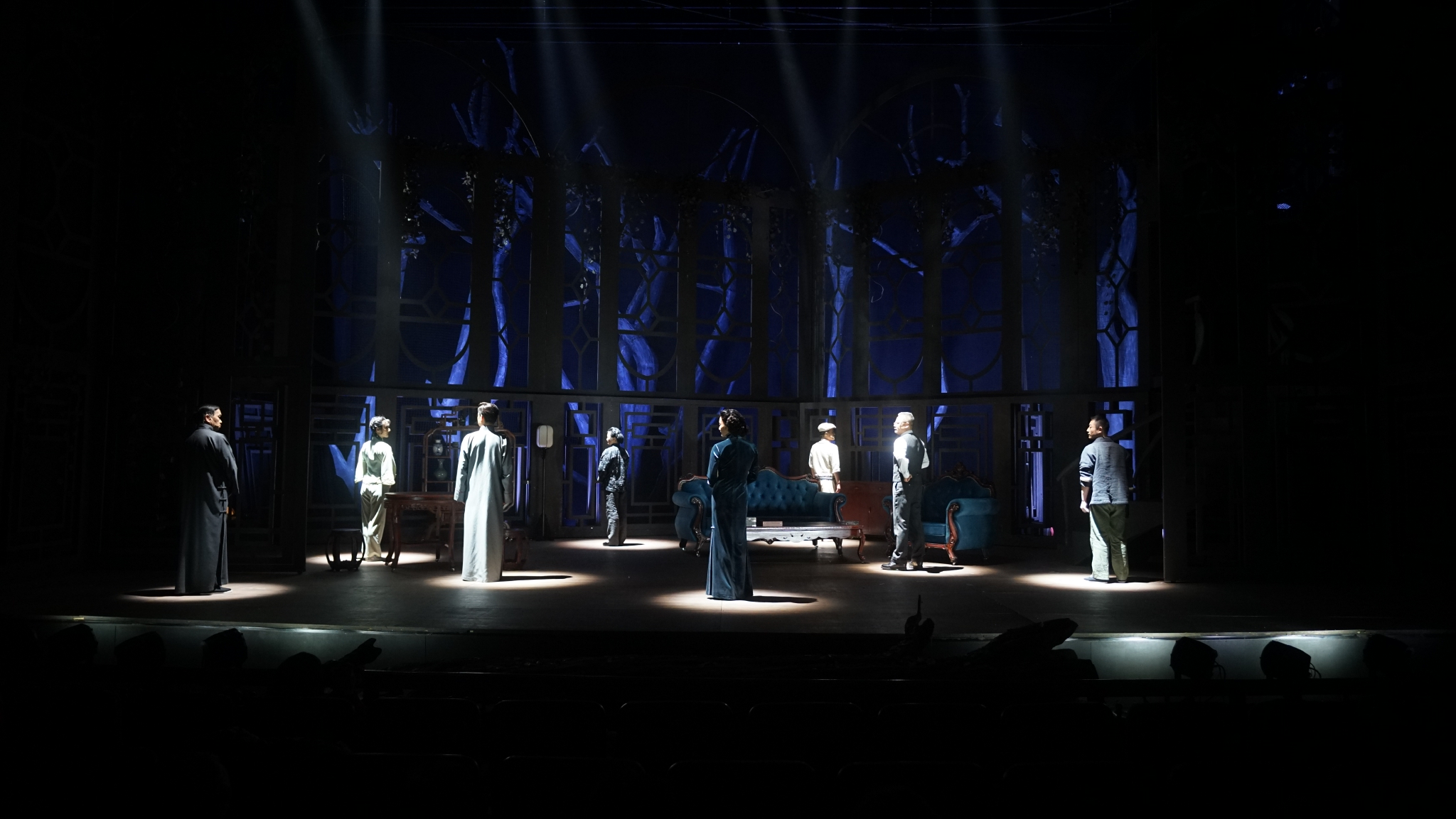 都是讲上海语为什么沪语话剧雷雨比沪剧热度还高