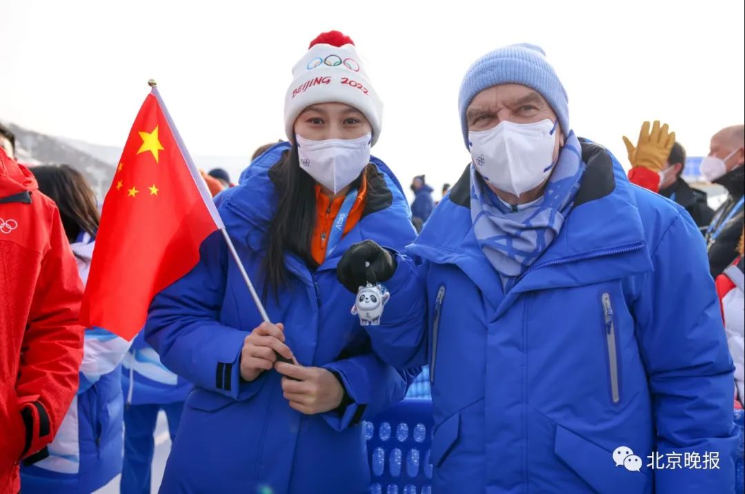 距领奖台仅一步之遥，她们团结坚持的样子真美休闲区蓝鸢梦想 - Www.slyday.coM