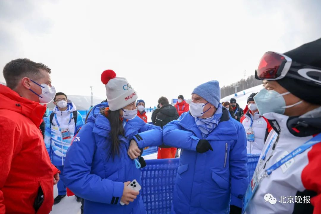 距领奖台仅一步之遥，她们团结坚持的样子真美休闲区蓝鸢梦想 - Www.slyday.coM