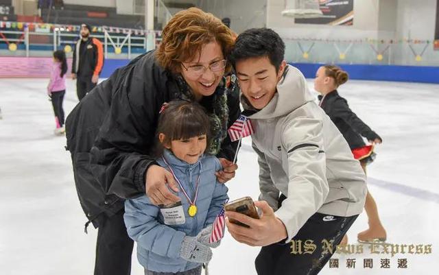 男子花样滑冰美国选手陈巍夺冠