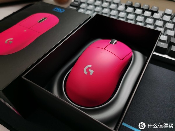 谁说情人节只有女生可以收礼物，这是一份男生肯定喜欢的好物推荐（共四大类14款产品）休闲区蓝鸢梦想 - Www.slyday.coM