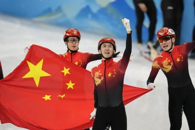 任何一个人没有看过王濛解说，编辑部都会失望的OK？休闲区蓝鸢梦想 - Www.slyday.coM