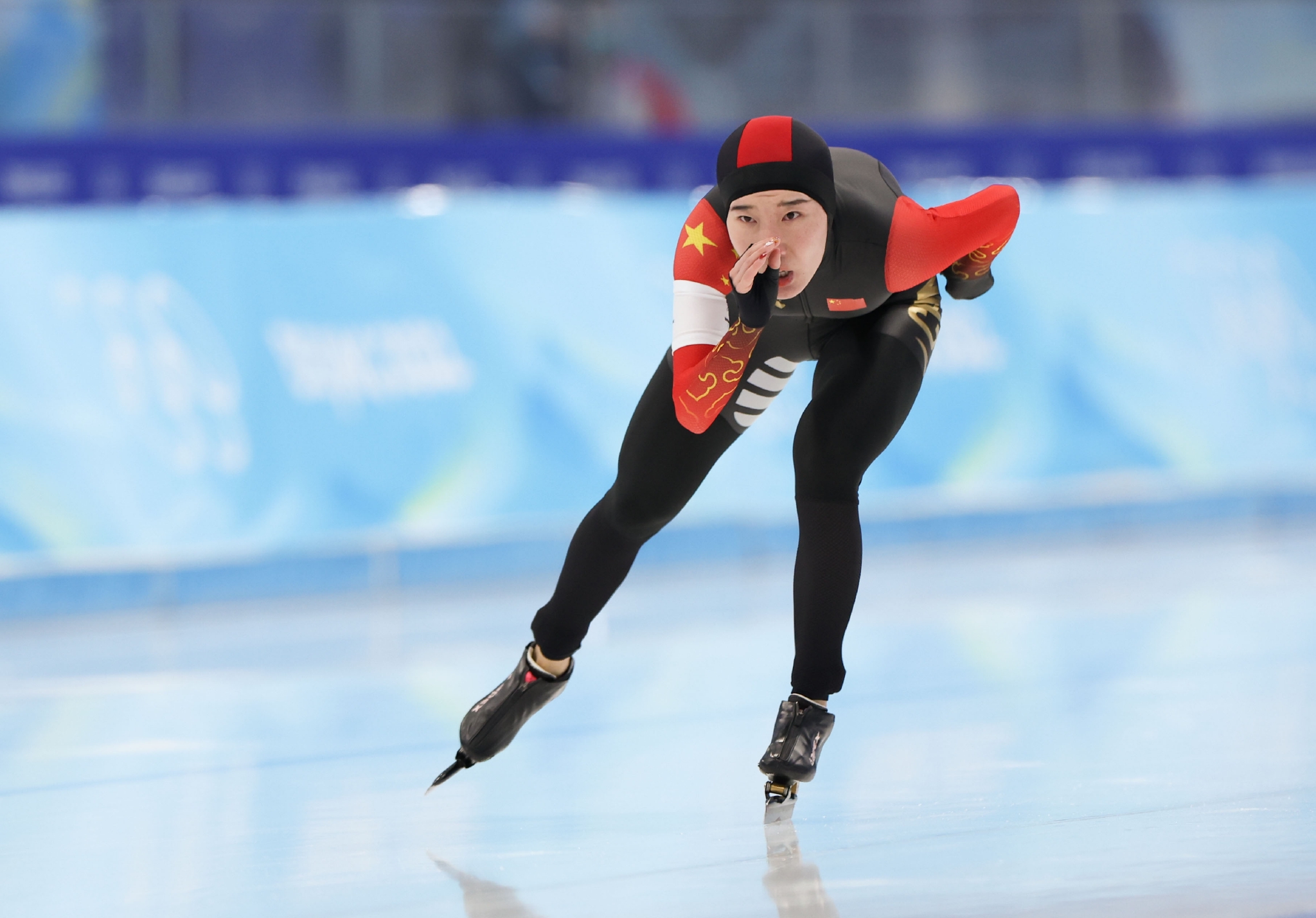 速度滑冰女子5000米赛况