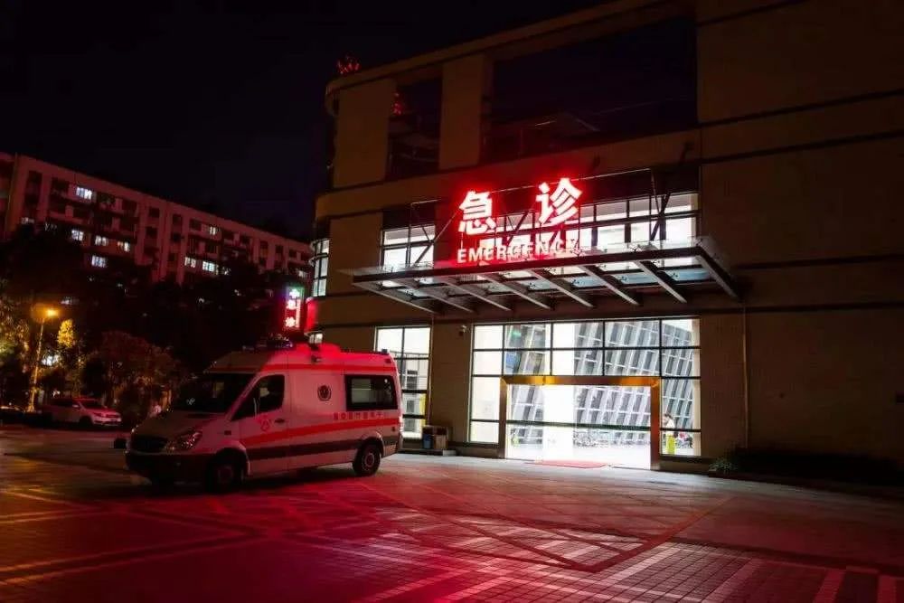 医生提醒…|女士|急诊室|医院_新浪新闻