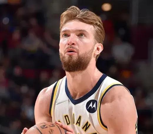 首秀2214萨博尼斯用行动告诉国王球迷得到他并不吃亏