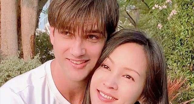 广东:外国女婿连续9年正装出席家宴,妻子怎么劝都不听|饶敏|托马斯