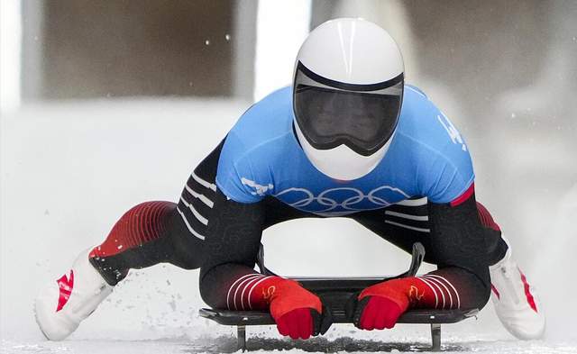 第一枚奖牌!闫文港钢架雪车夺铜牌,填补中国冰雪运动又一空白休闲区蓝鸢梦想 - Www.slyday.coM 第一枚奖牌!闫文港钢架雪车夺铜牌,填补中国冰雪运动又一空白休闲区蓝鸢梦想 - Www.slyday.coM