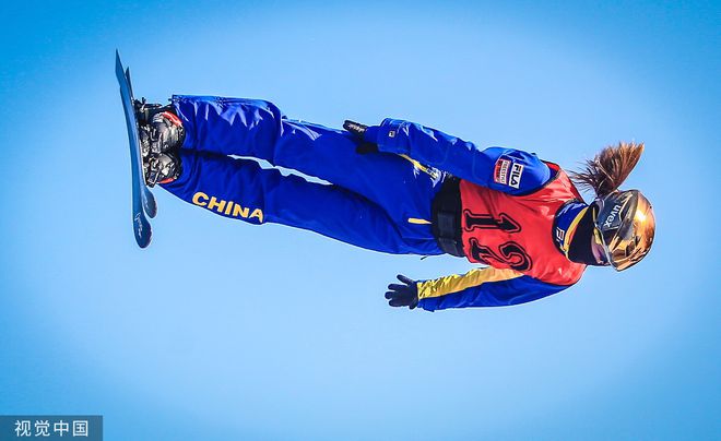 烧烤店里长大的奥运四朝元老!“退役”的她又带着满身伤痛来争冠休闲区蓝鸢梦想 - Www.slyday.coM 烧烤店里长大的奥运四朝元老!“退役”的她又带着满身伤痛来争冠休闲区蓝鸢梦想 - Www.slyday.coM