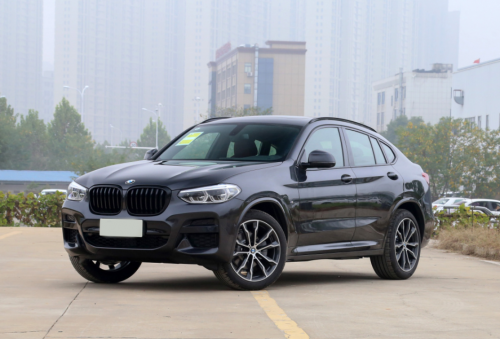 豪华品牌之间的较量，全新捷豹F休闲区蓝鸢梦想 - Www.slyday.coM