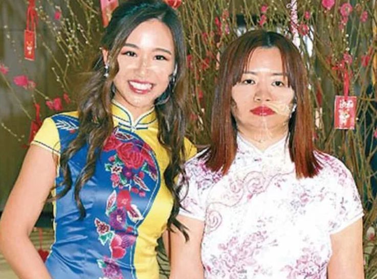 37岁女星没戴口罩被路人追着骂，拍打对方后急忙逃跑，还多次踢人休闲区蓝鸢梦想 - Www.slyday.coM