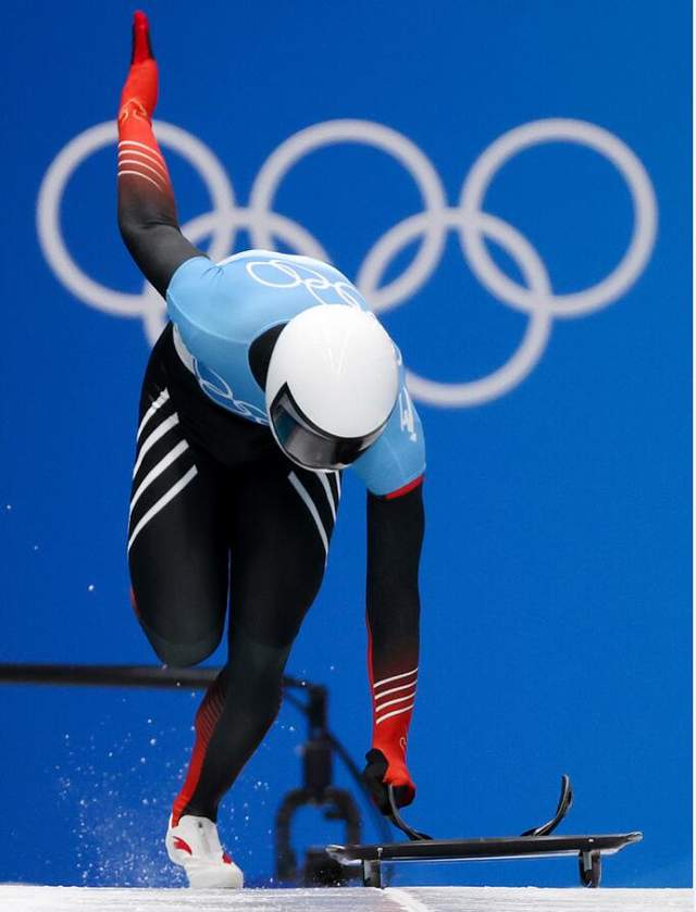 第一枚奖牌!闫文港钢架雪车夺铜牌,填补中国冰雪运动又一空白休闲区蓝鸢梦想 - Www.slyday.coM 第一枚奖牌!闫文港钢架雪车夺铜牌,填补中国冰雪运动又一空白休闲区蓝鸢梦想 - Www.slyday.coM