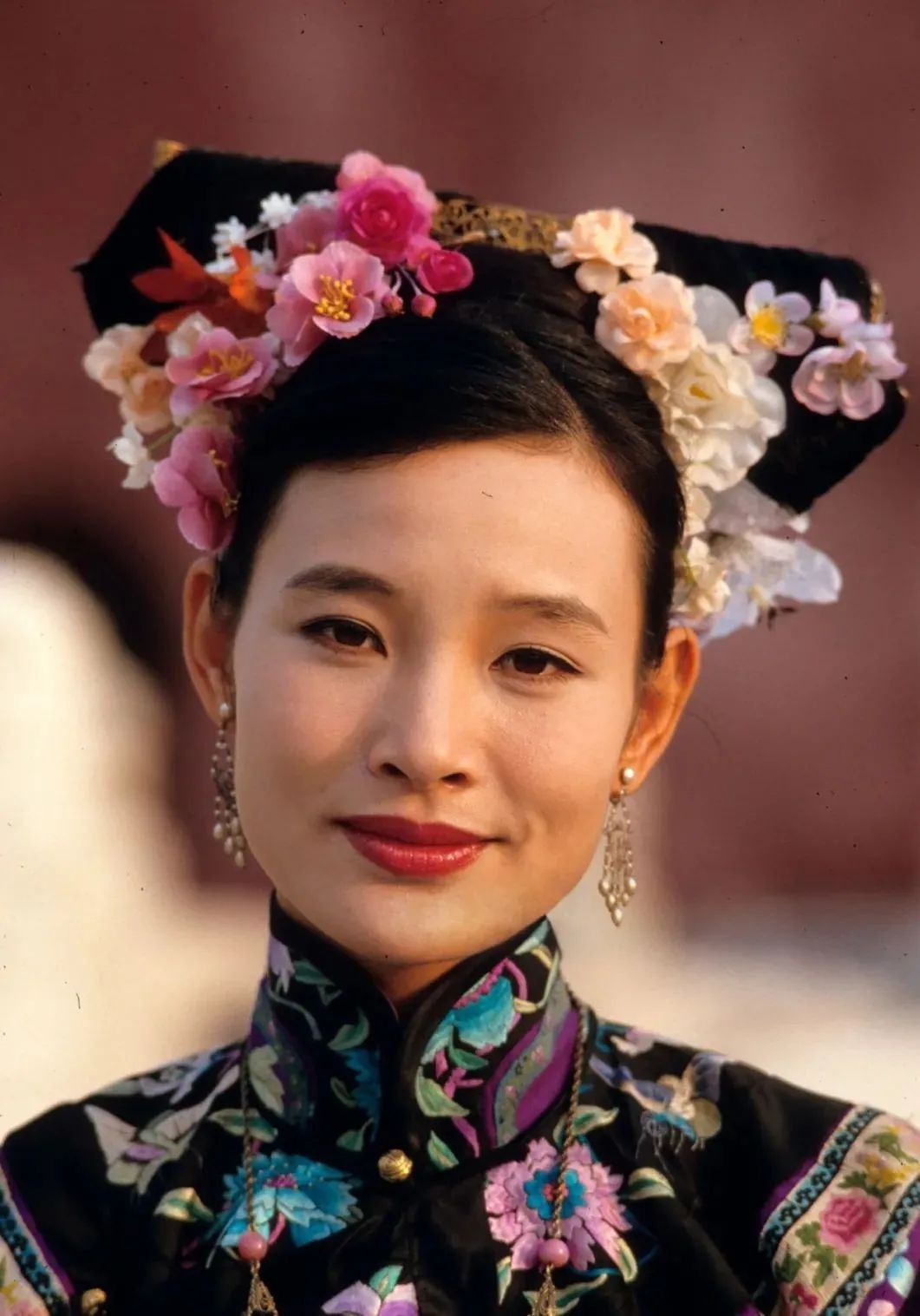 拍摄《末代皇帝》时的陈冲《末代皇帝》成为了电影史上的一座里程碑